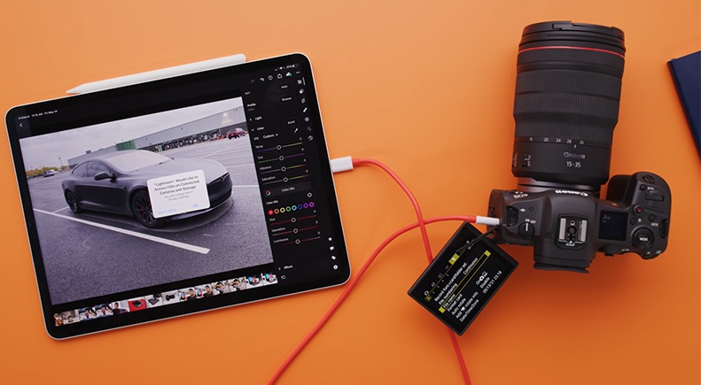 Với cổng sạc USB - C, công nghệ thunderbolt giúp iPad Pro M1 mở rộng khả năng kết nối với các thiết bị ngoại vi